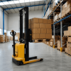 apa fungsi hand stacker